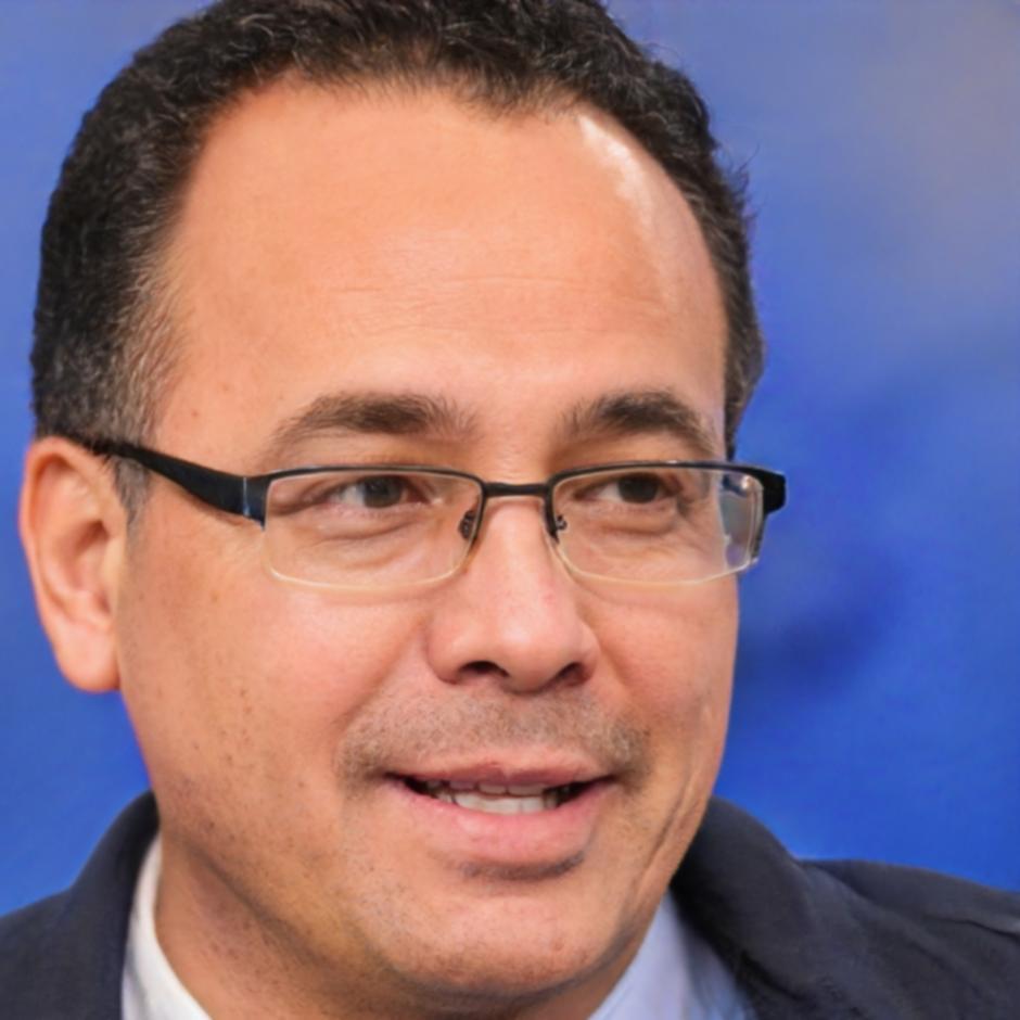 Carlos Mendoza, Director de Desarrollo Financiero